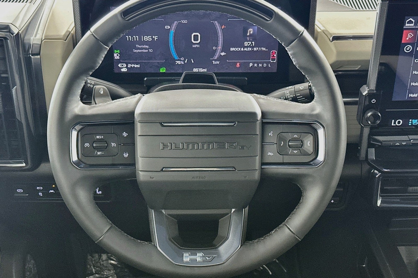 Used 2026 Graphite Blue Metallic GMC 2X image 18