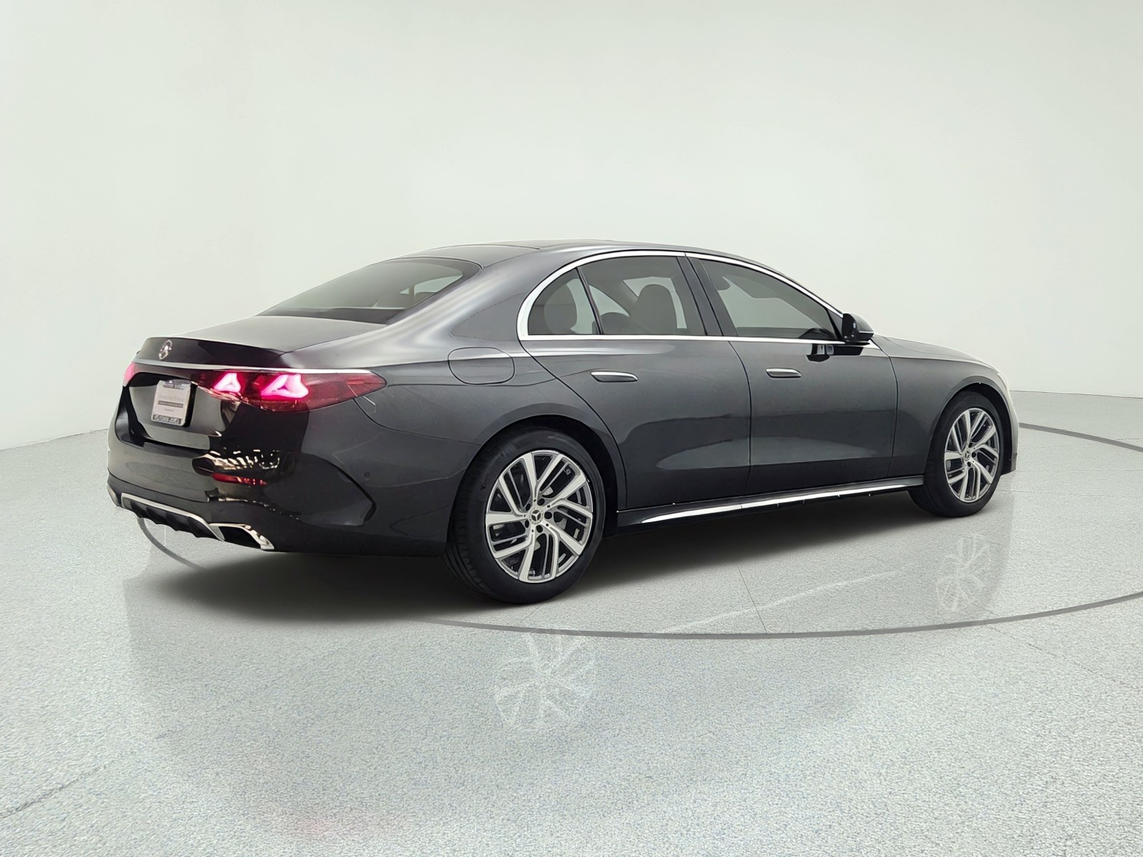 New 2027 Graphite Grey Metallic Mercedes-Benz E 350 RWD Sedan image 5