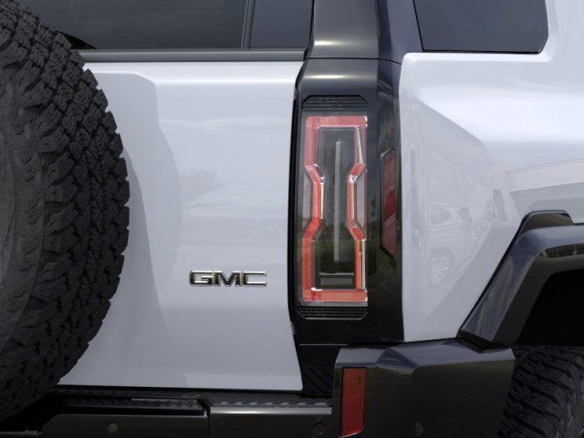GMCHUMMER EV SUV11