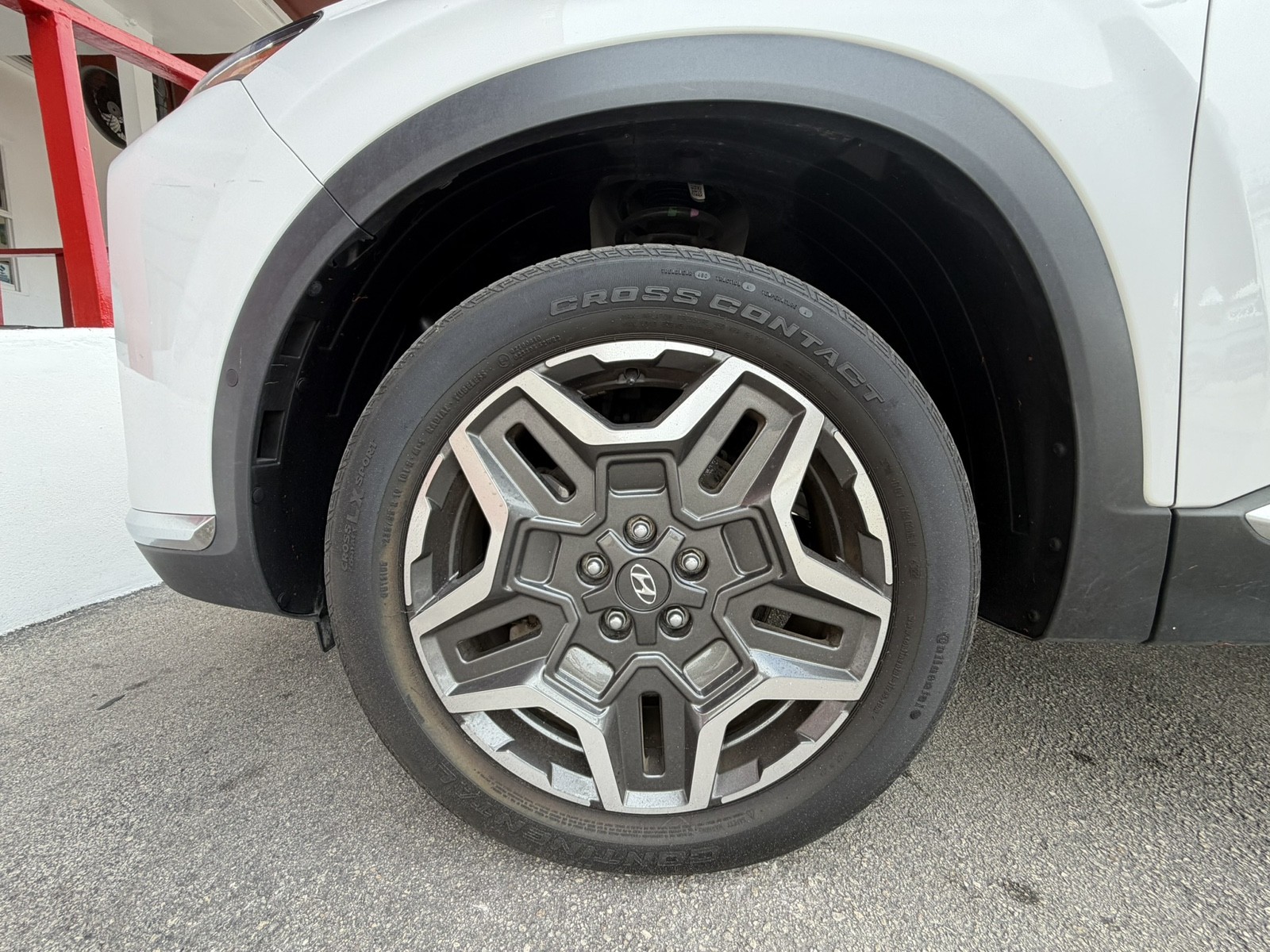 2023 Hyundai Santa Fe - $22,477