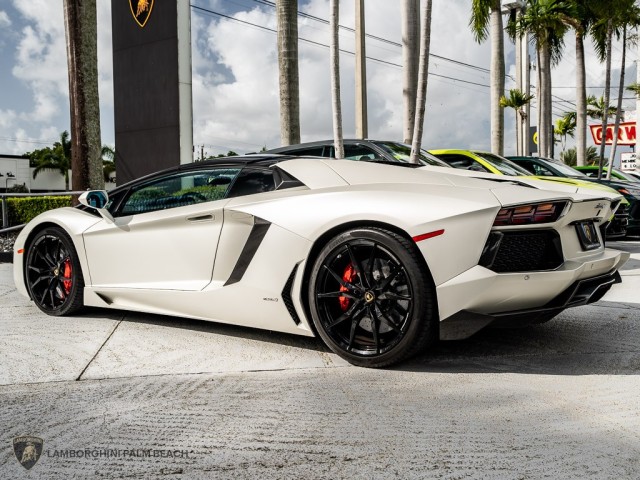 Lamborghini Aventador