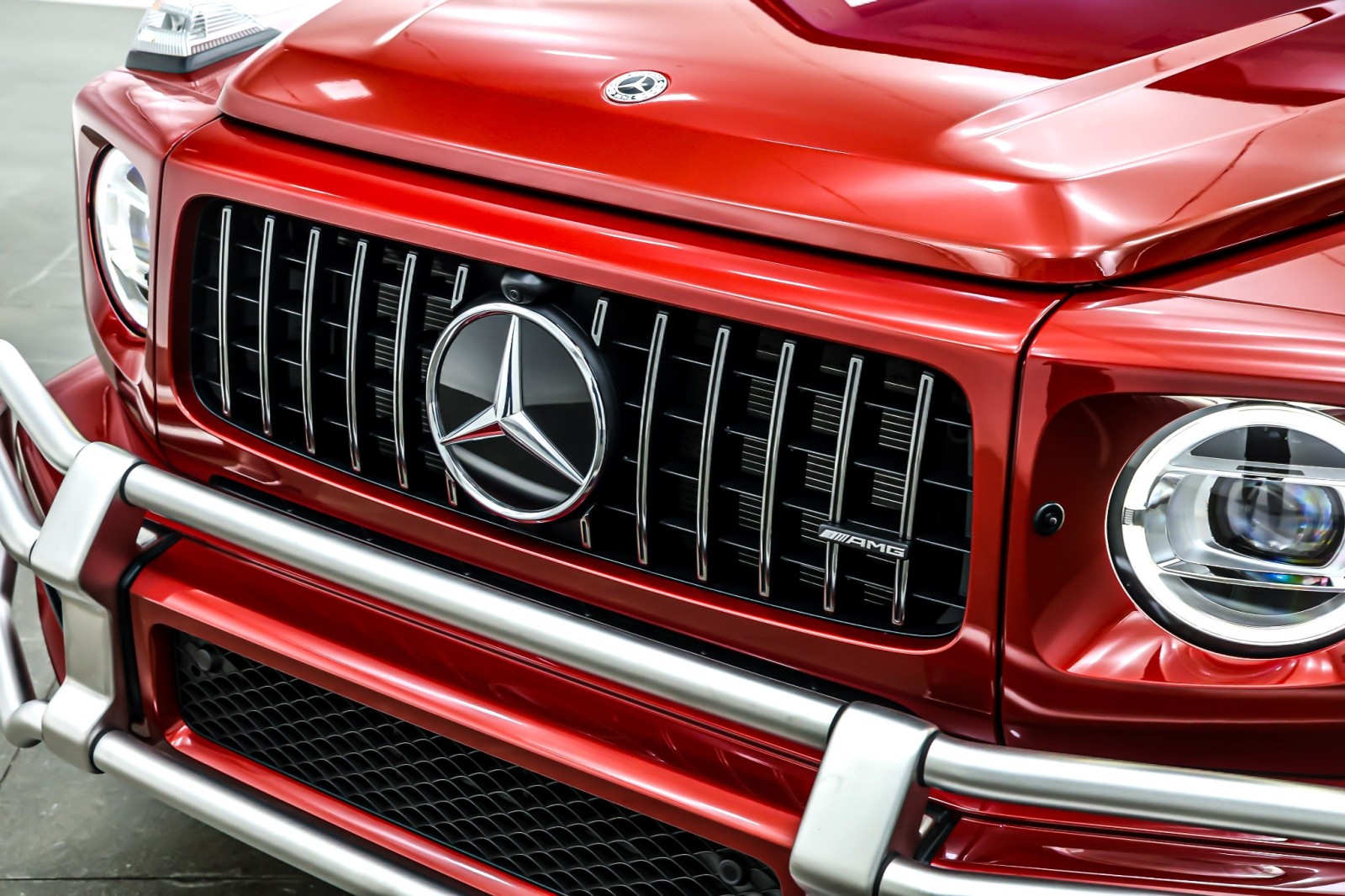 Certified Used 2024 MANUFAKTUR Cardinal Red Metallic Mercedes-Benz AMG® G 63 4MATIC SUV image 15