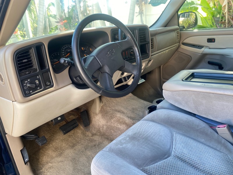 2003 Chevrolet Suburban LT 1 OWNER NO ACCIDENTS in ,