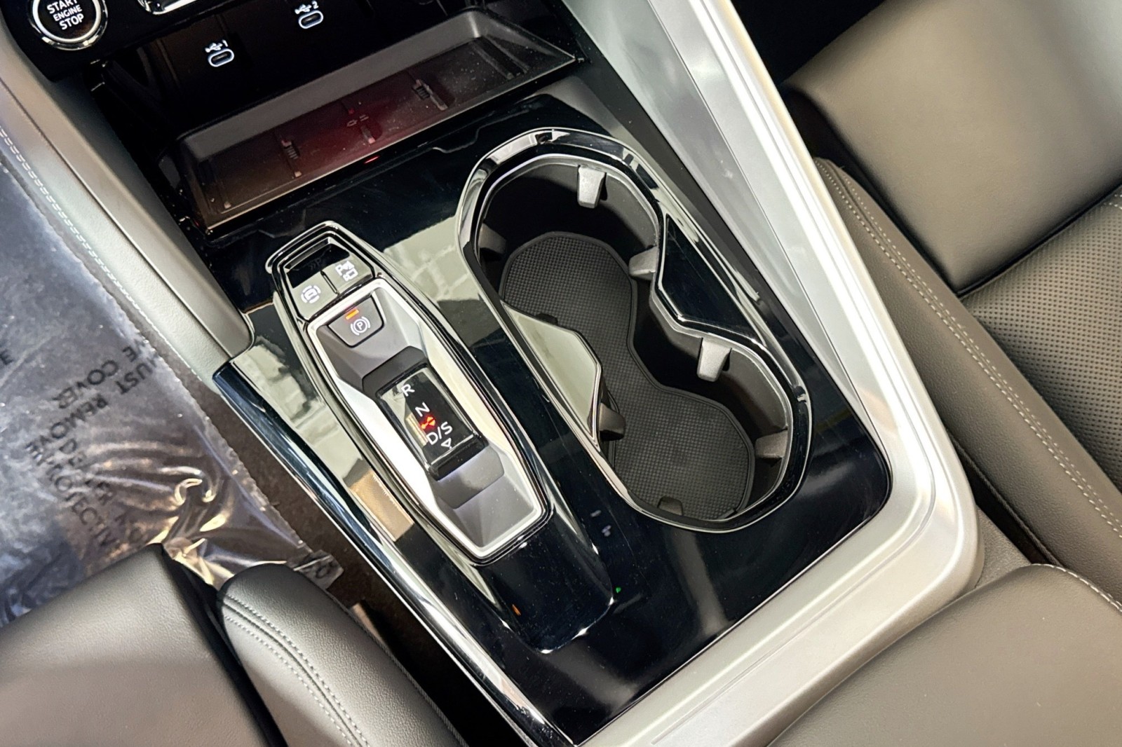 New 2025 Glacier White Metallic Audi Premium Plus 2.0 TFSI quattro image 14