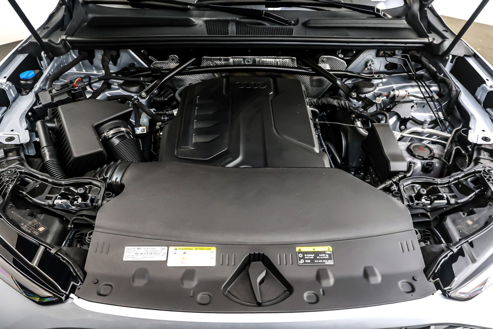 New 2025 Florett Silver Metallic Audi Premium 2.0 TFSI quattro image 11