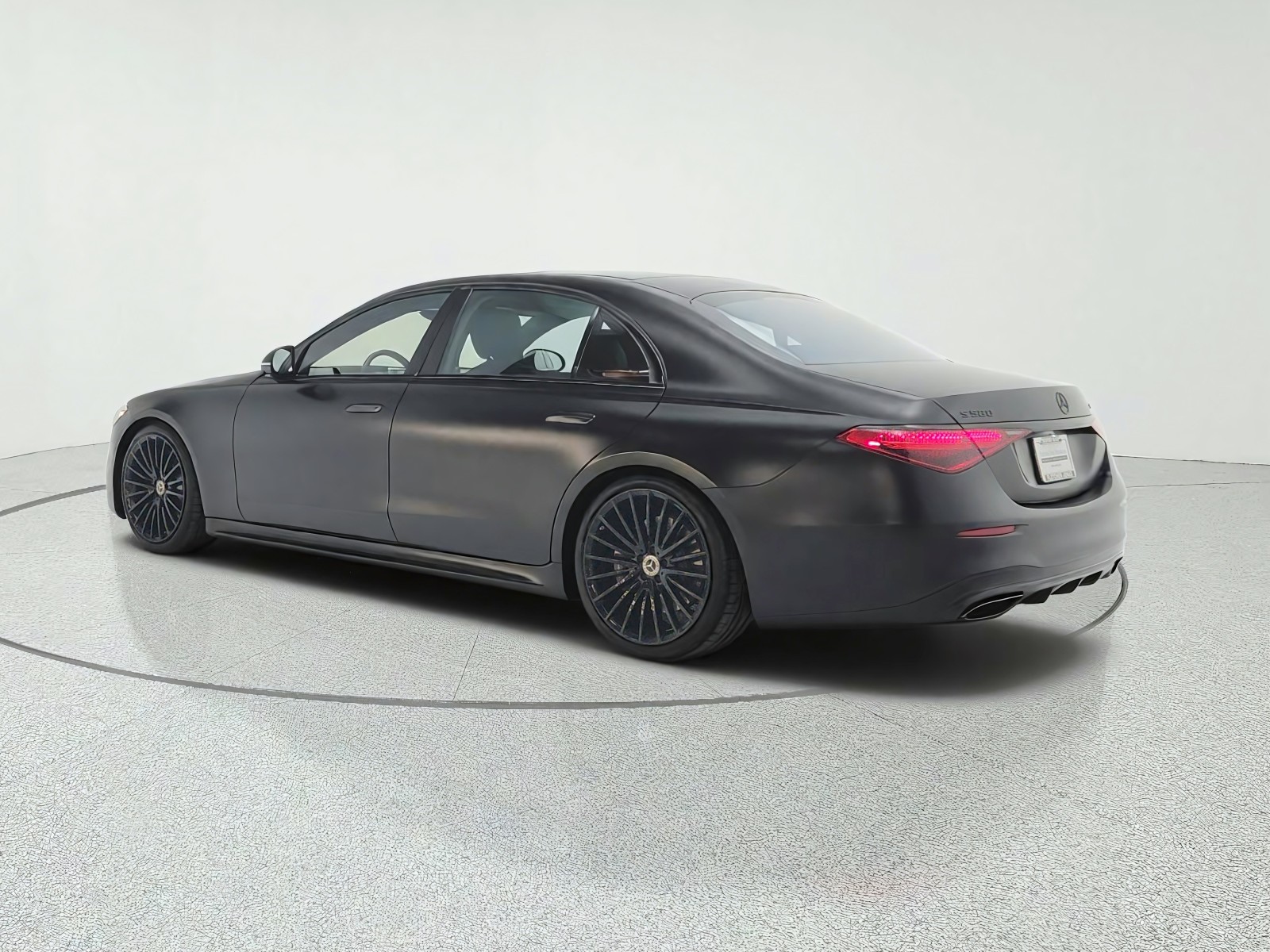 Used 2023 Black Mercedes-Benz S 580 4MATIC® Sedan image 7