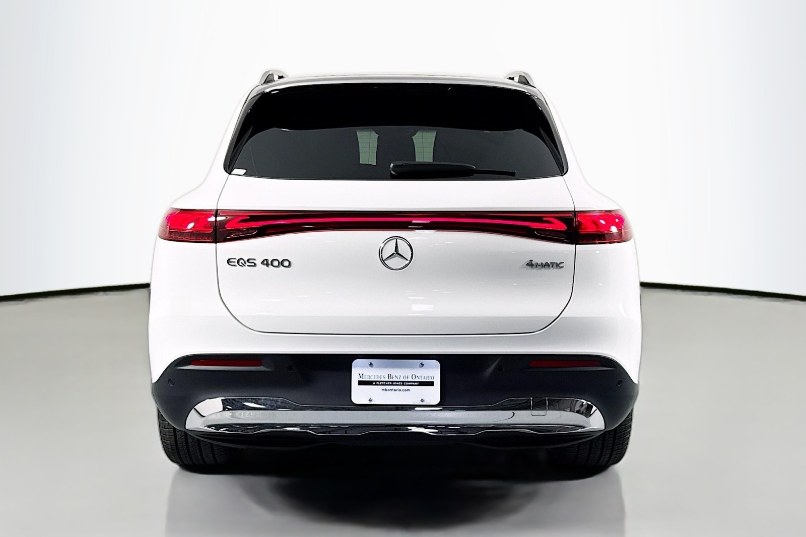 New 2026 Polar White Mercedes-Benz EQS 400 4MATIC® SUV image 3
