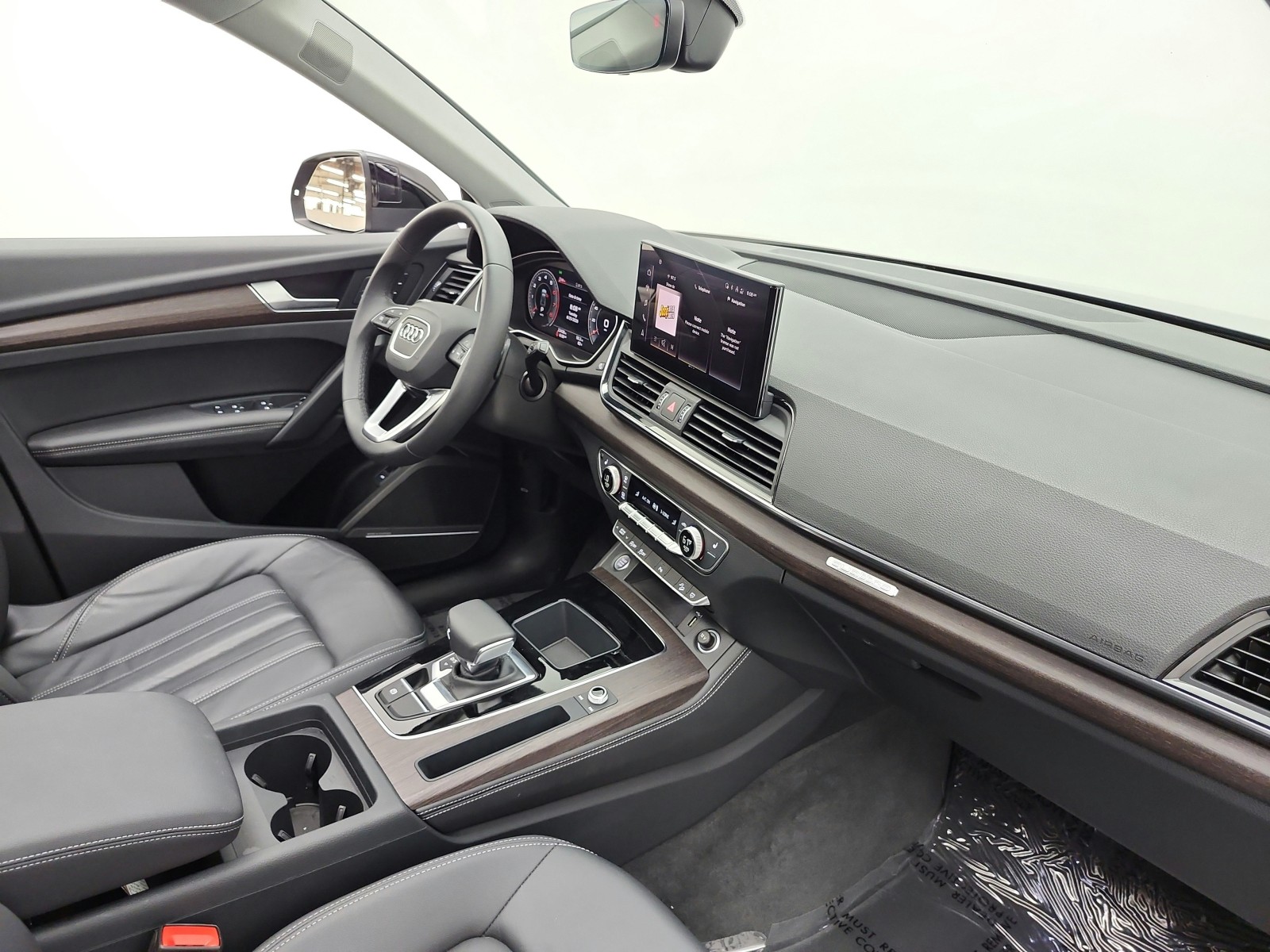 Used 2023 Brilliant Black Audi Premium Plus image 30