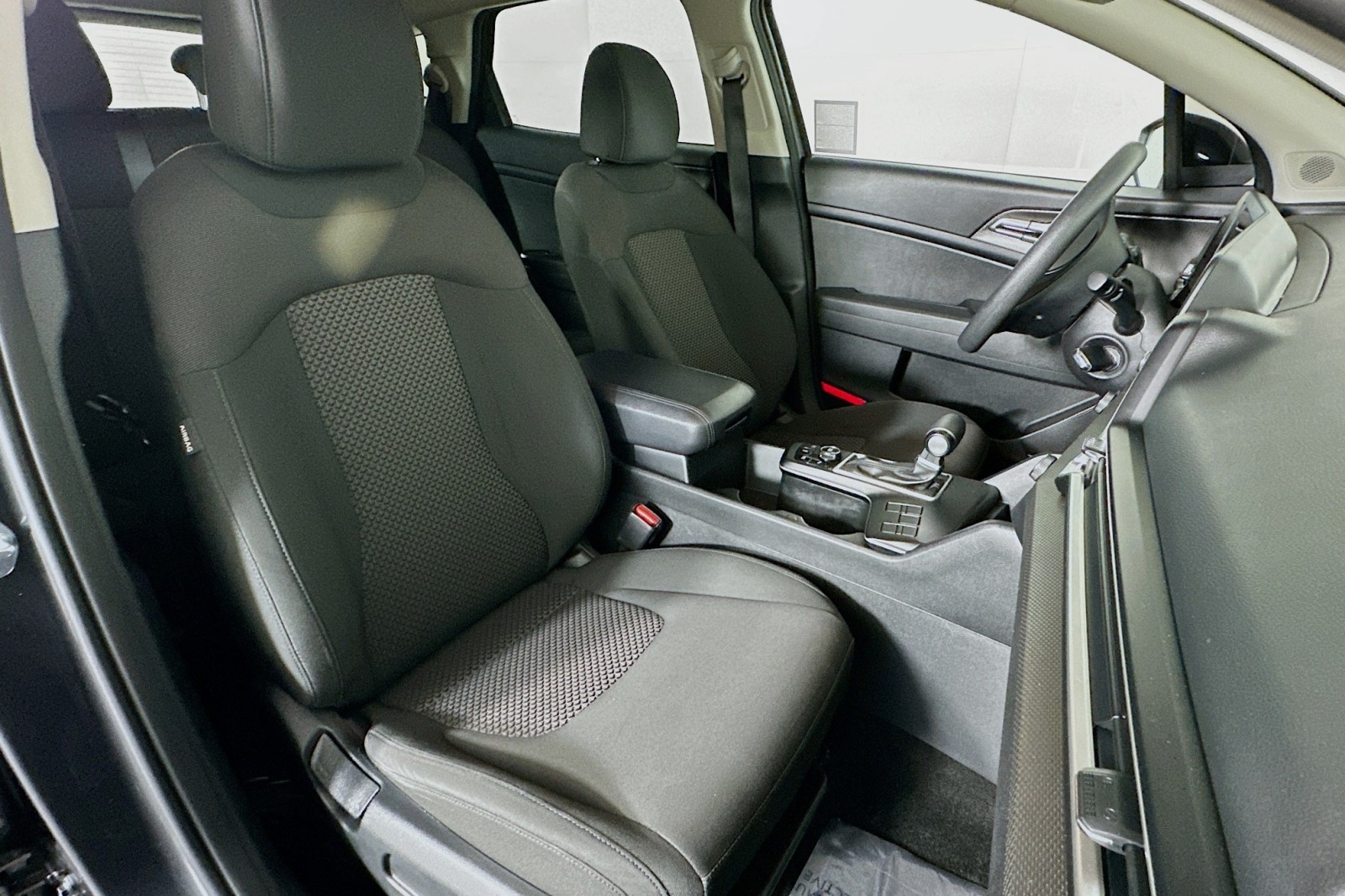 Used 2023 Gravity Gray Kia LX image 8