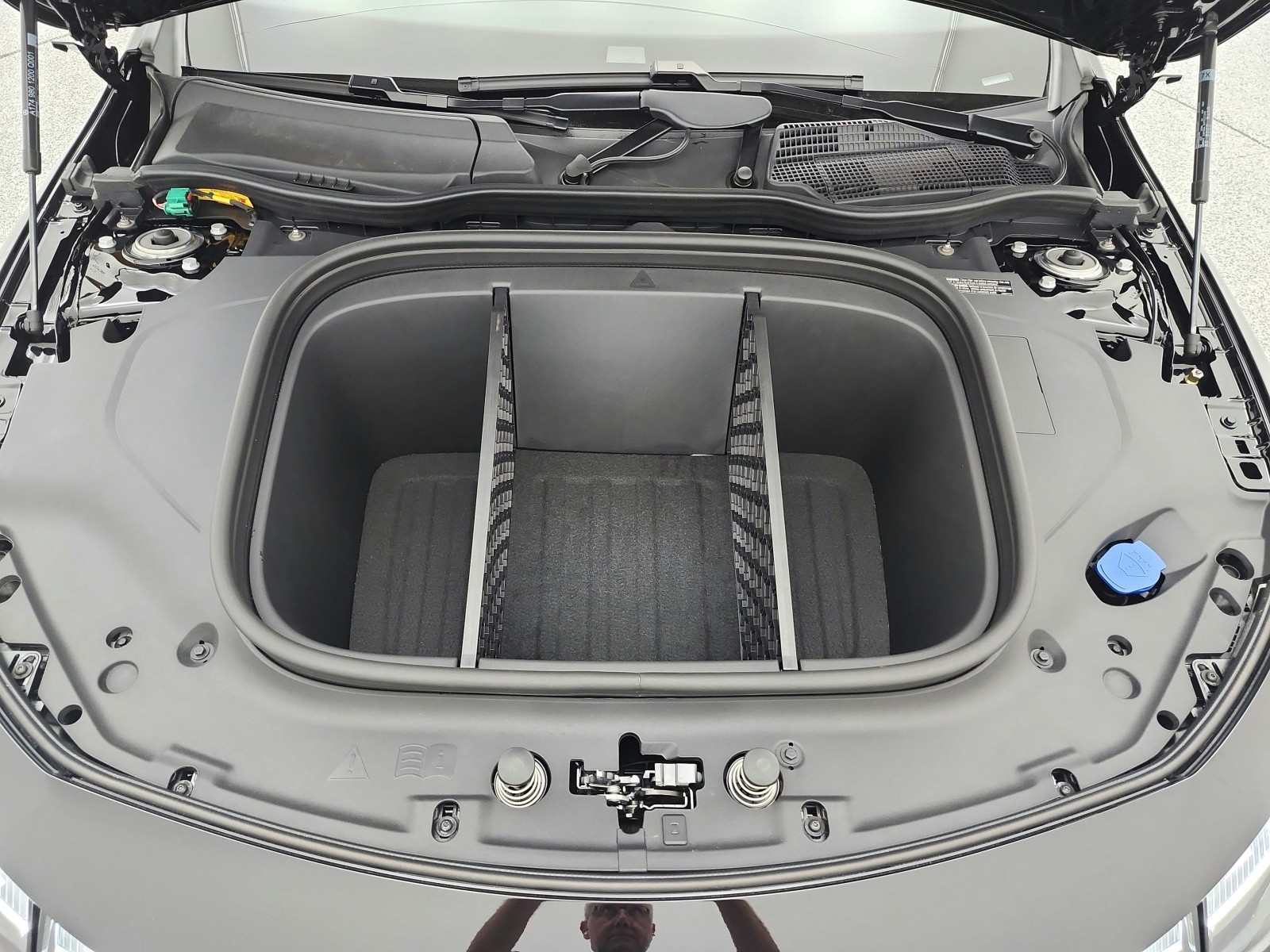 New 2027 Night Black Mercedes-Benz CLA 250+ Electric RWD image 12