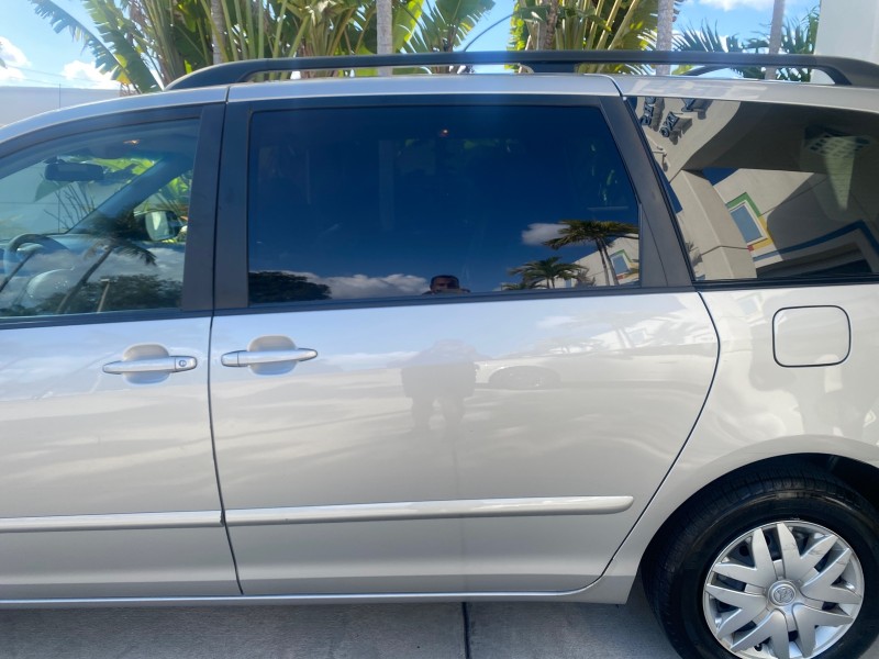 2010 Toyota Sienna LE LOW MILES 41,871 1 OWNER 7 PASSENGER in , 