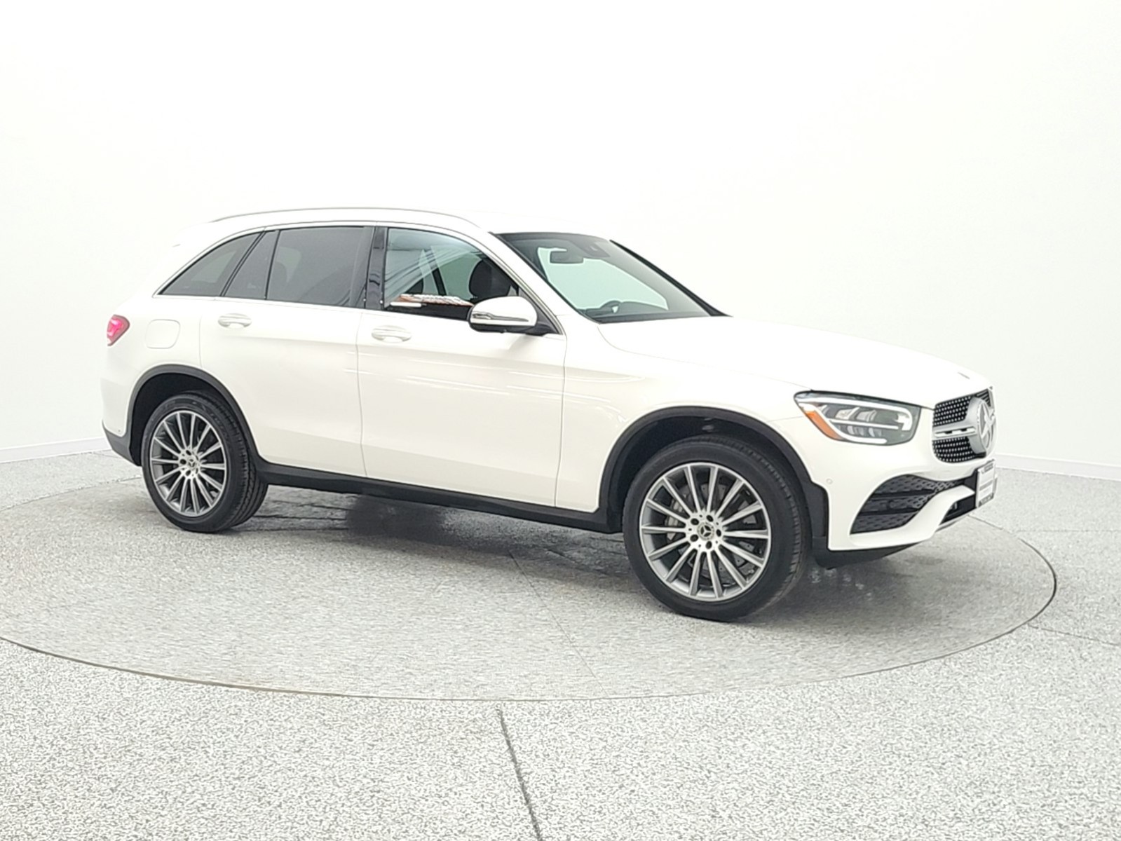 Used 2022 Polar White Mercedes-Benz GLC 300 SUV image 4