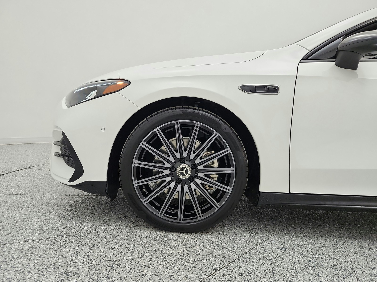 New 2027 Polar White Mercedes-Benz CLA 250+ Electric RWD image 13