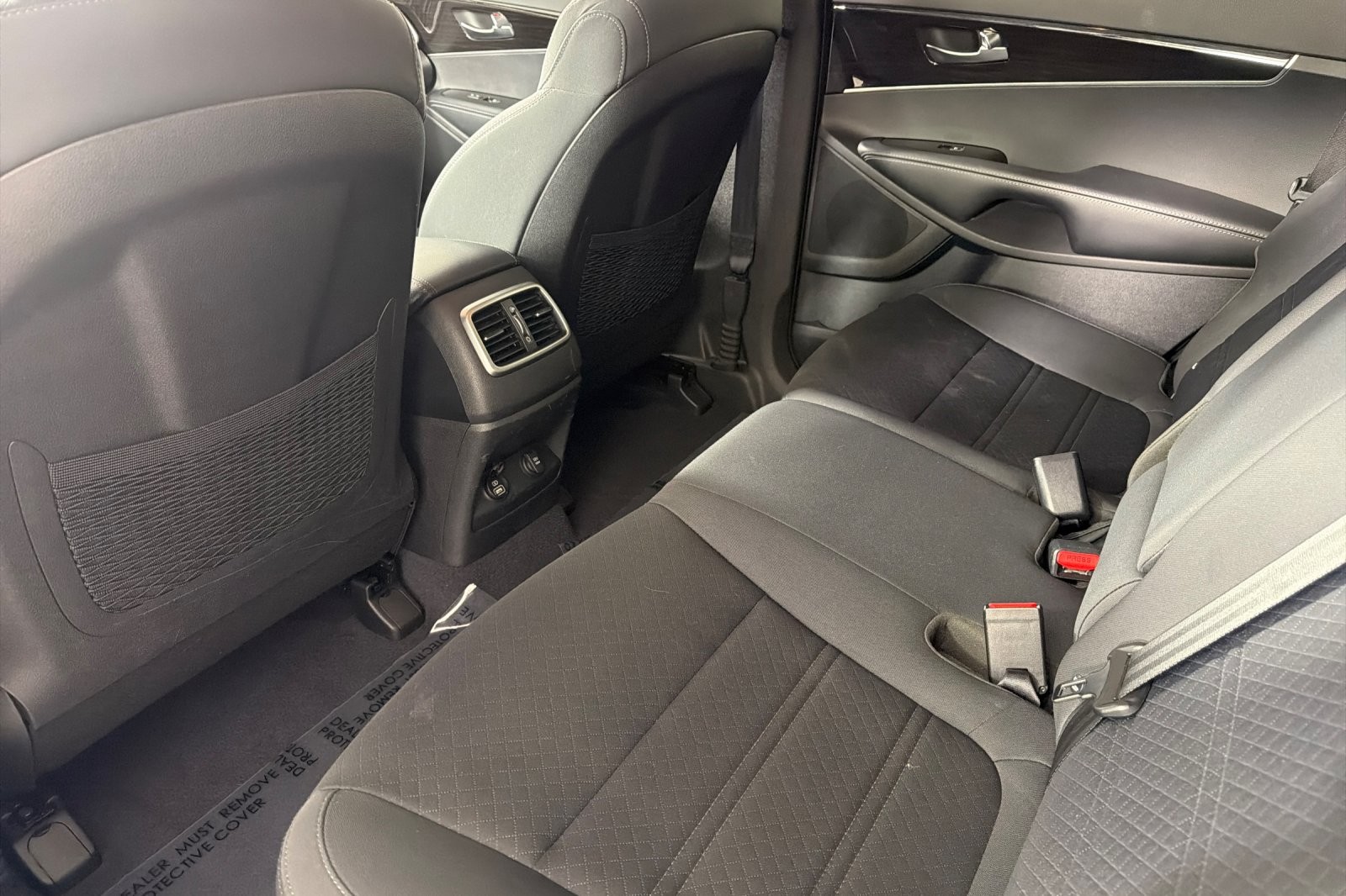 Used 2019 GRAVITY GREY Kia L FWD image 11