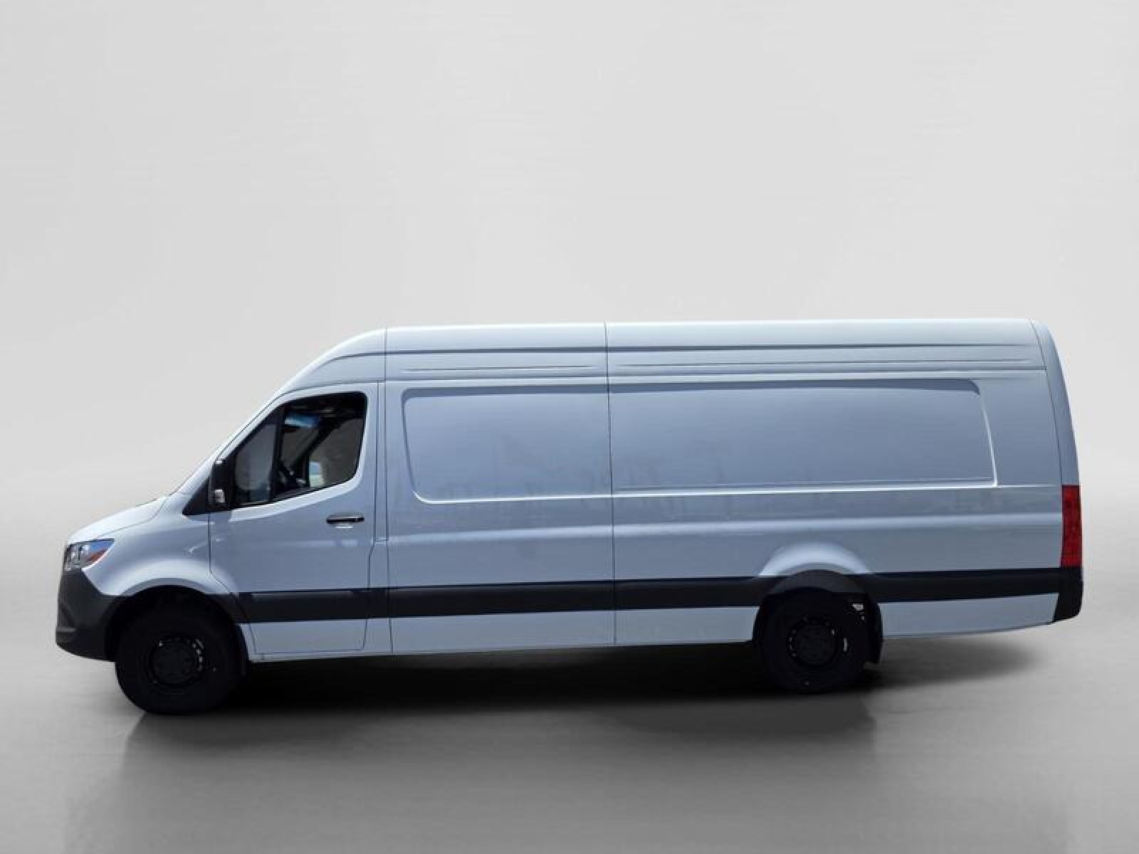 New 2026 ARCTIC WHITE Mercedes-Benz  image 2