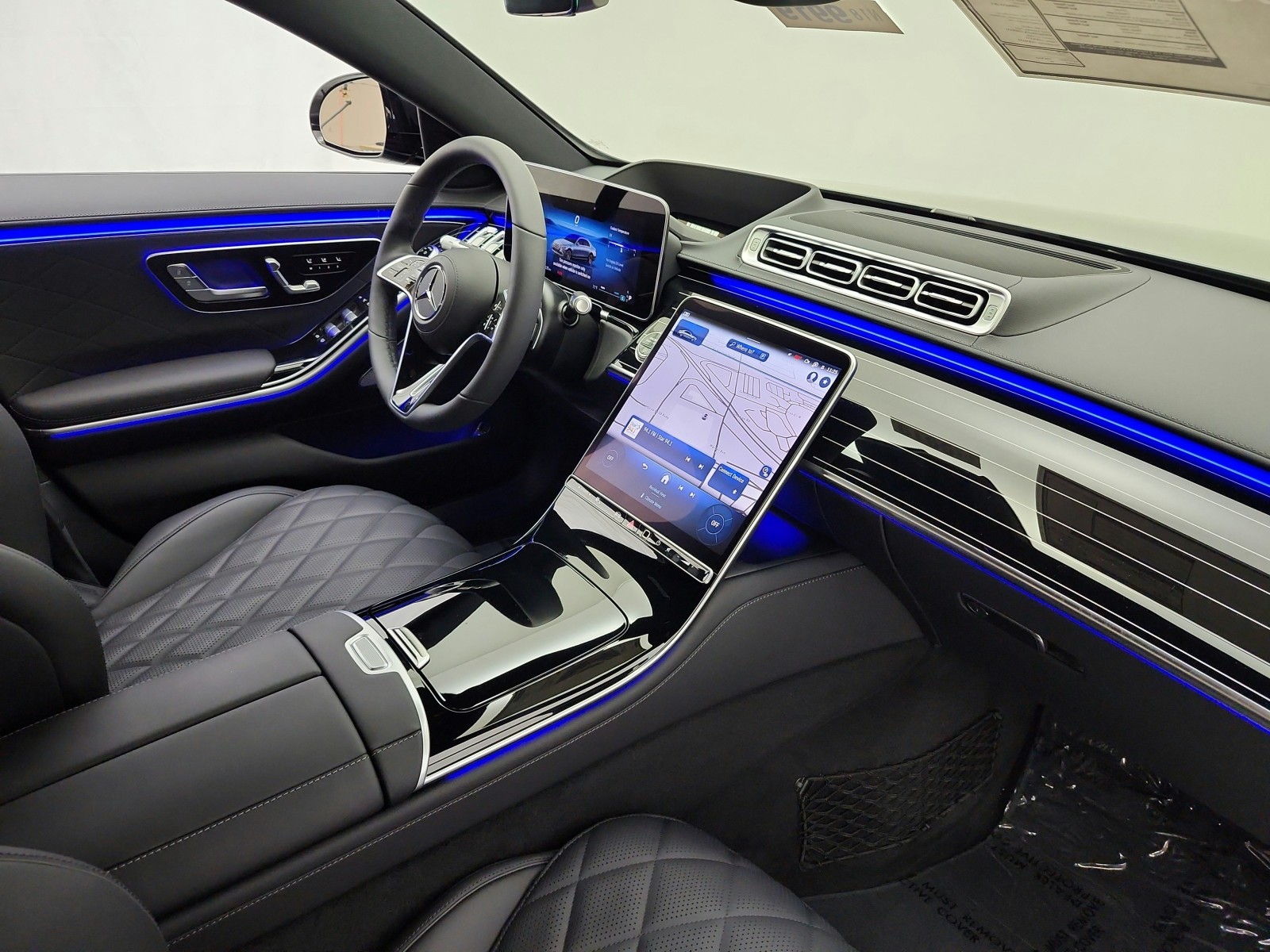 New 2026 Selenite Grey Metallic Mercedes-Benz S 580 image 14