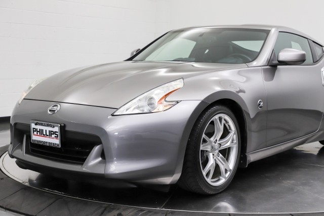 2010 Nissan 370Z Touring 9