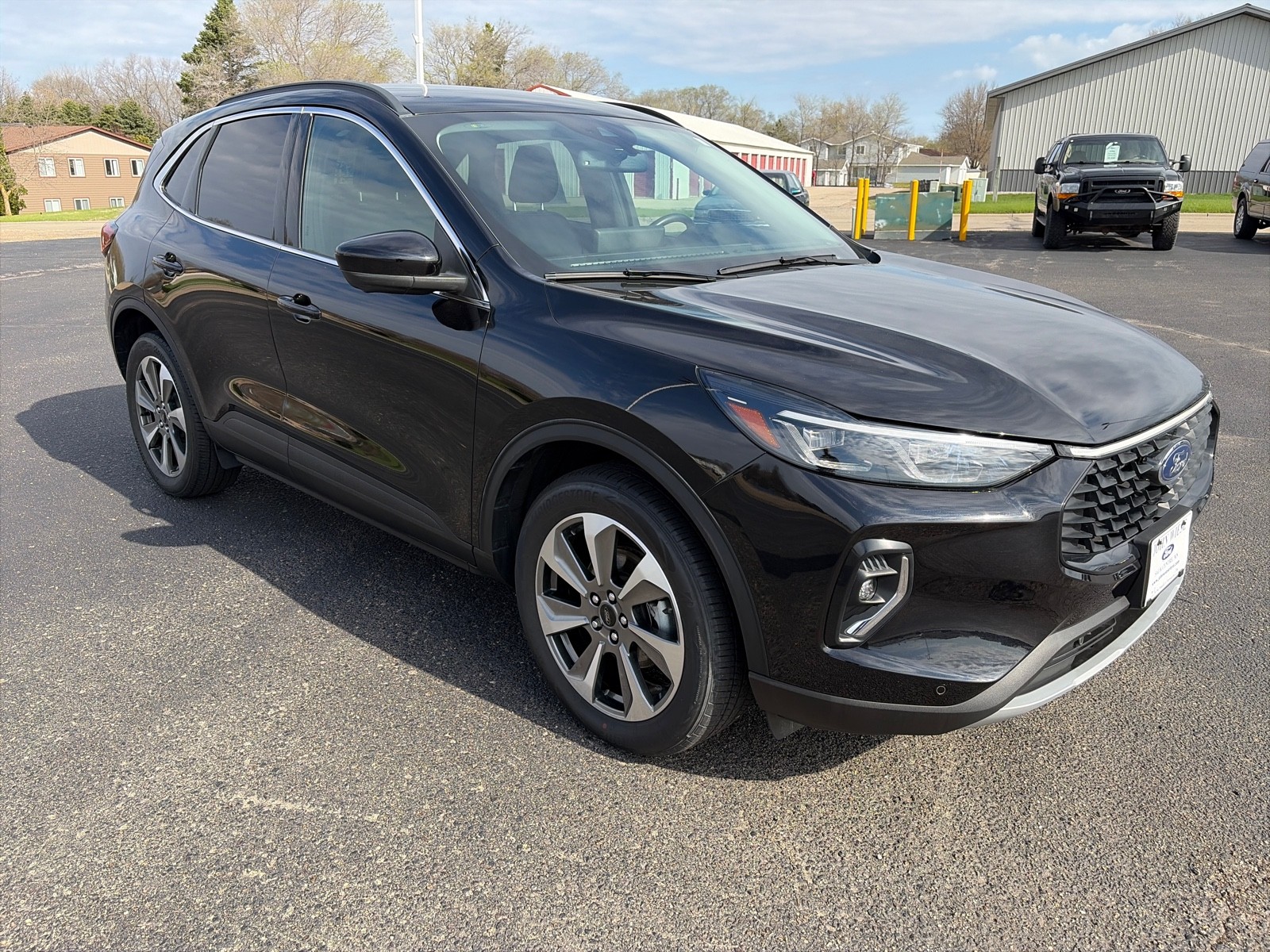 View vehicle photo 7