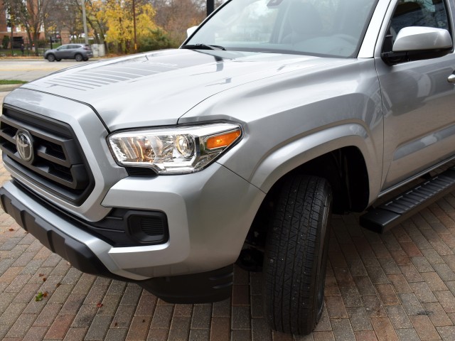 2023 Toyota Tacoma 4WD AppleCar Play Lane Departure Cruise Control Bed Step Sirius XM MSRP $37,207 8