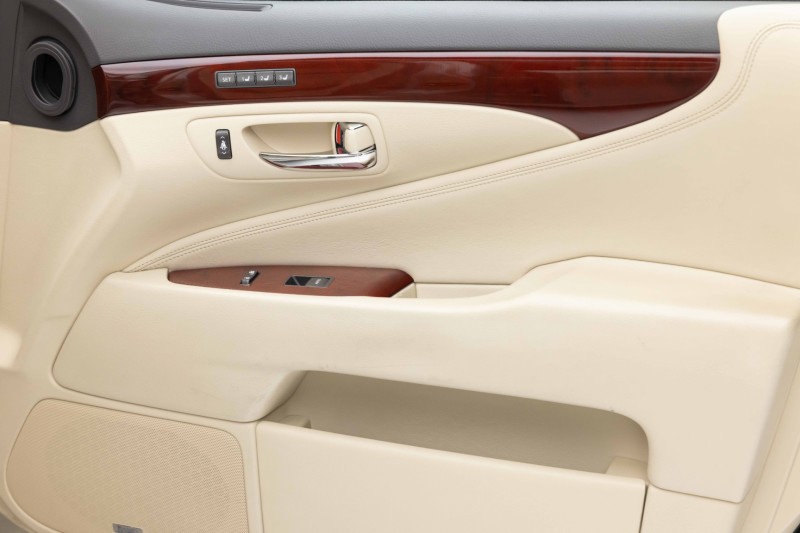 2012 Lexus LS 460  in , 