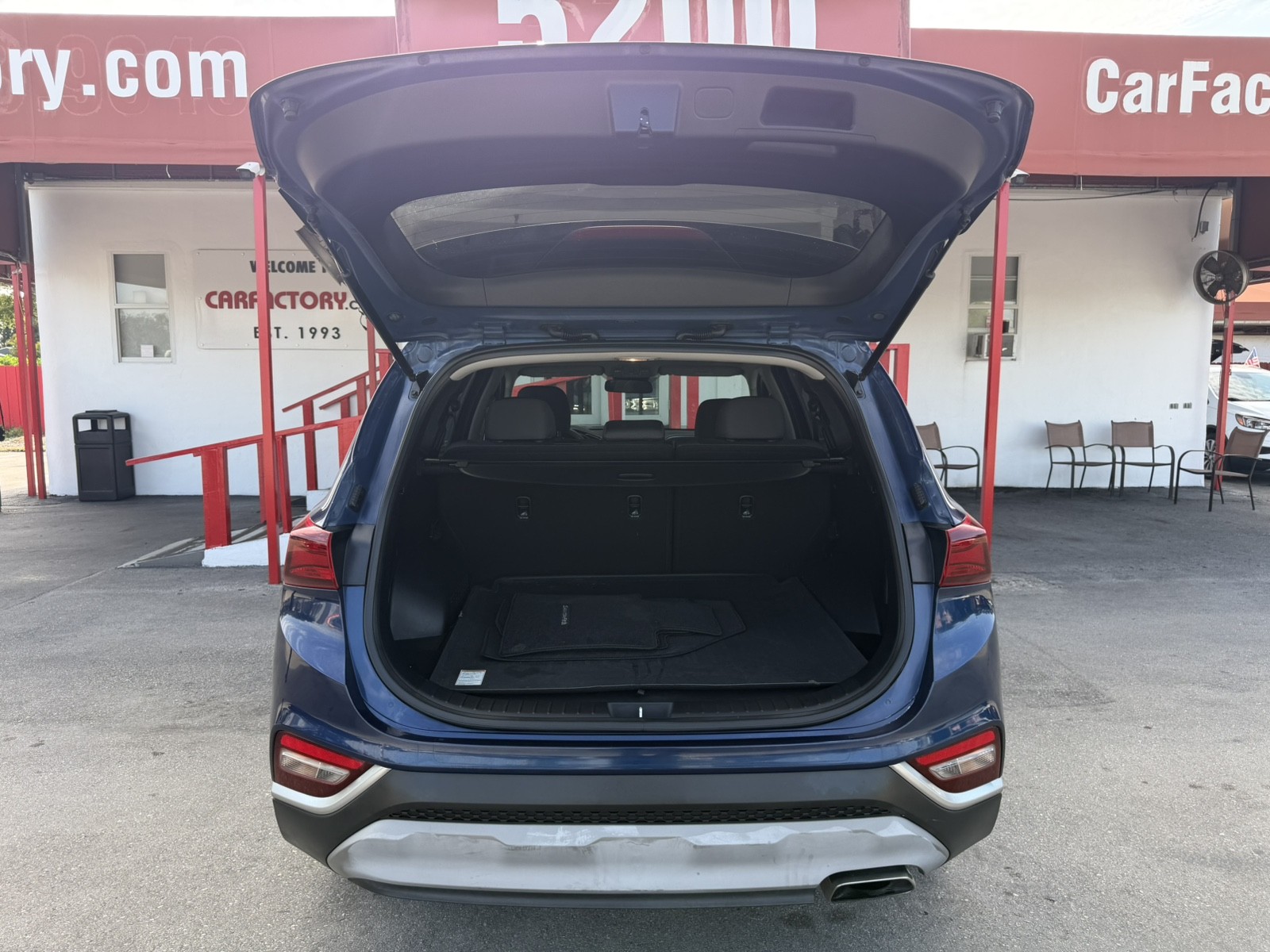 2020 Hyundai Santa Fe - $15,977