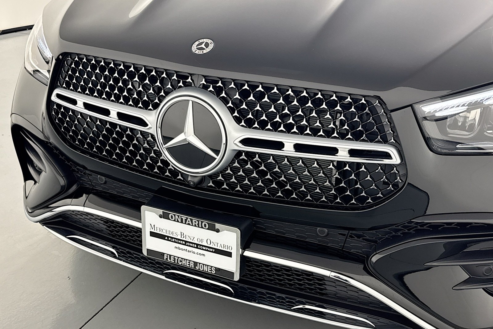 New 2026 Black Mercedes-Benz GLE 450 4MATIC® SUV image 12