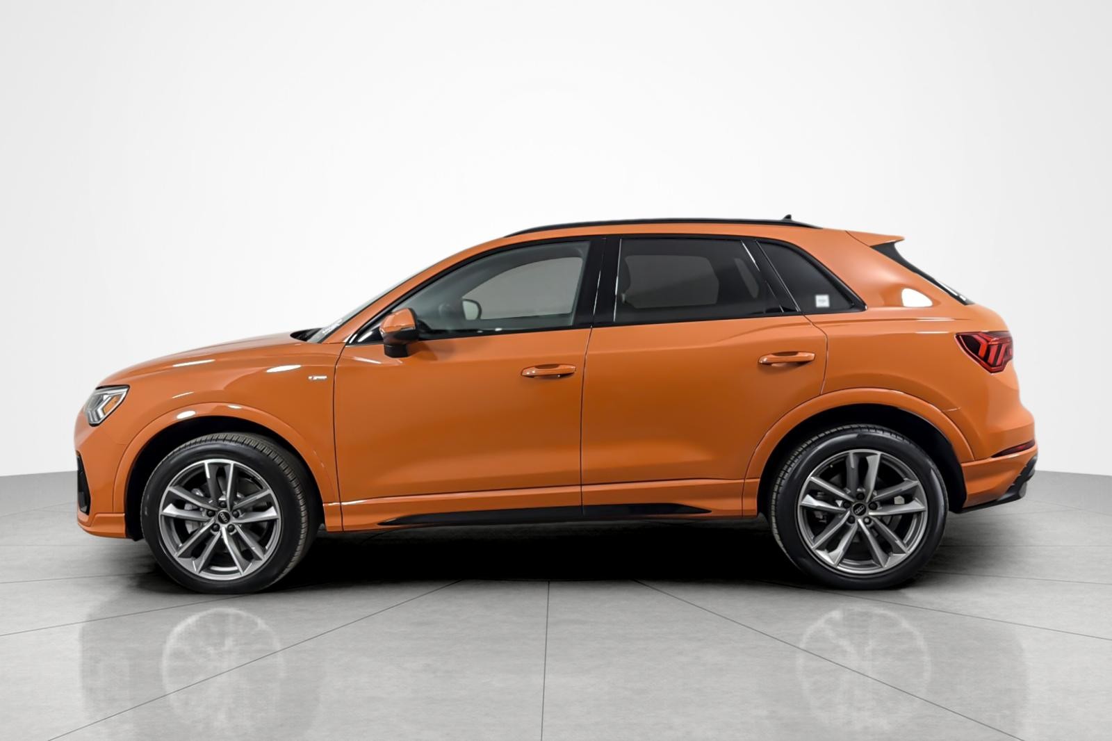 2025 Audi Q3 45 TFSI S Line Premium quattro's photo