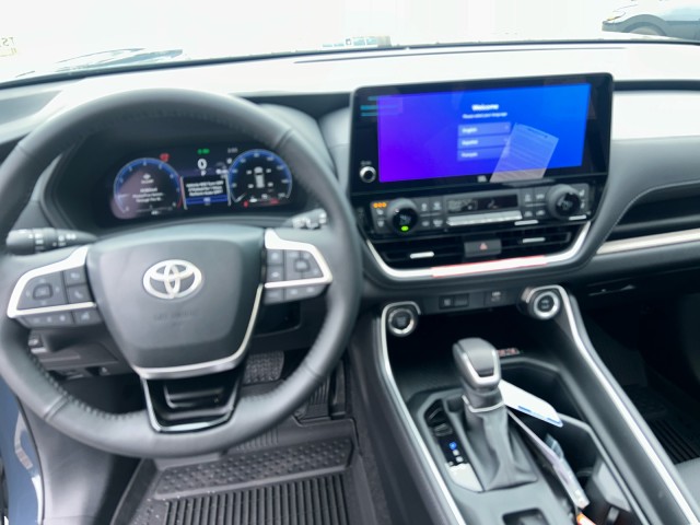 ToyotaGrand Highlander15