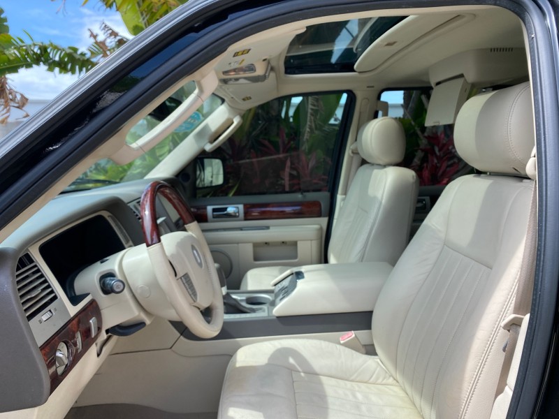 2004 Lincoln Navigator LOW MILES 67,511 SUNROOF in ,