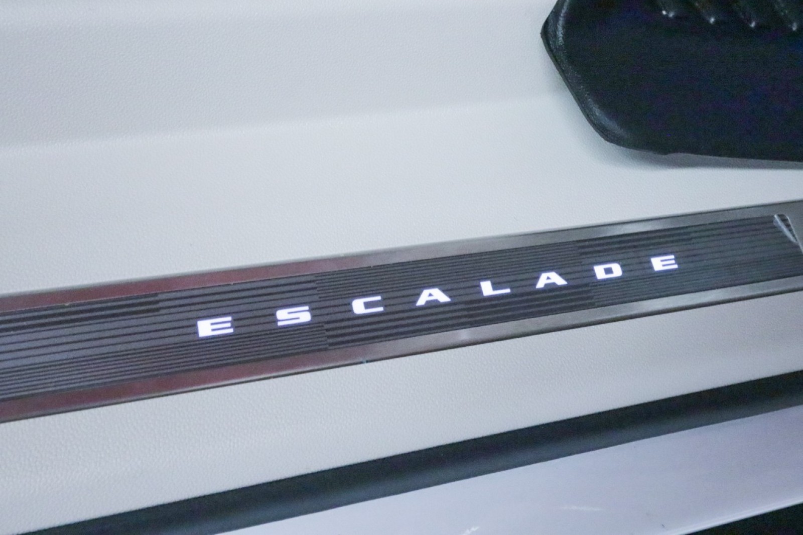 Used Car 2024 Cadillac Escalade Esv  4wd Sport Platinum For Sale Under $100,000 In Austin, Texas