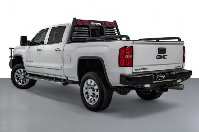 2019 GMC Sierra 2500HD Denali 8