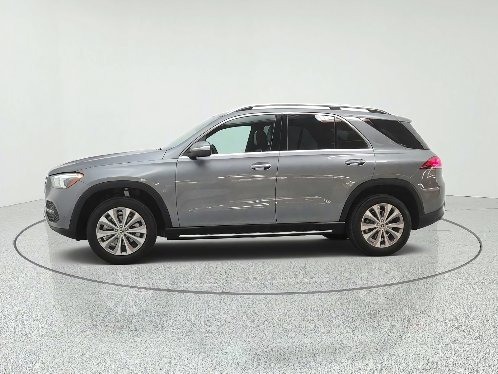 Used 2022 Selenite Grey Metallic Mercedes-Benz GLE 350 SUV image 8
