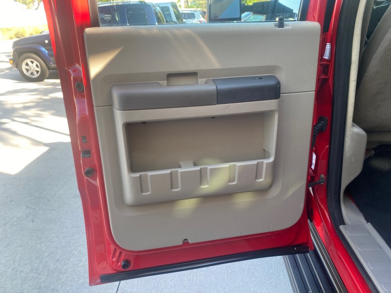 2008 Ford Super Duty F-350 DRW XL LOW MILES 43,076 4WD in ,