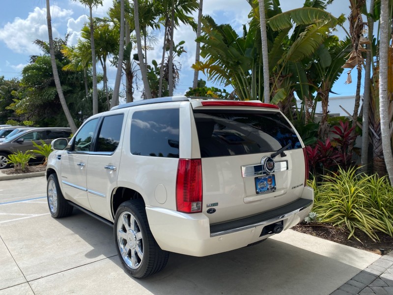 2010 Cadillac Escalade SUNROOF NAV Premium LOW MILES 66,933 in ,