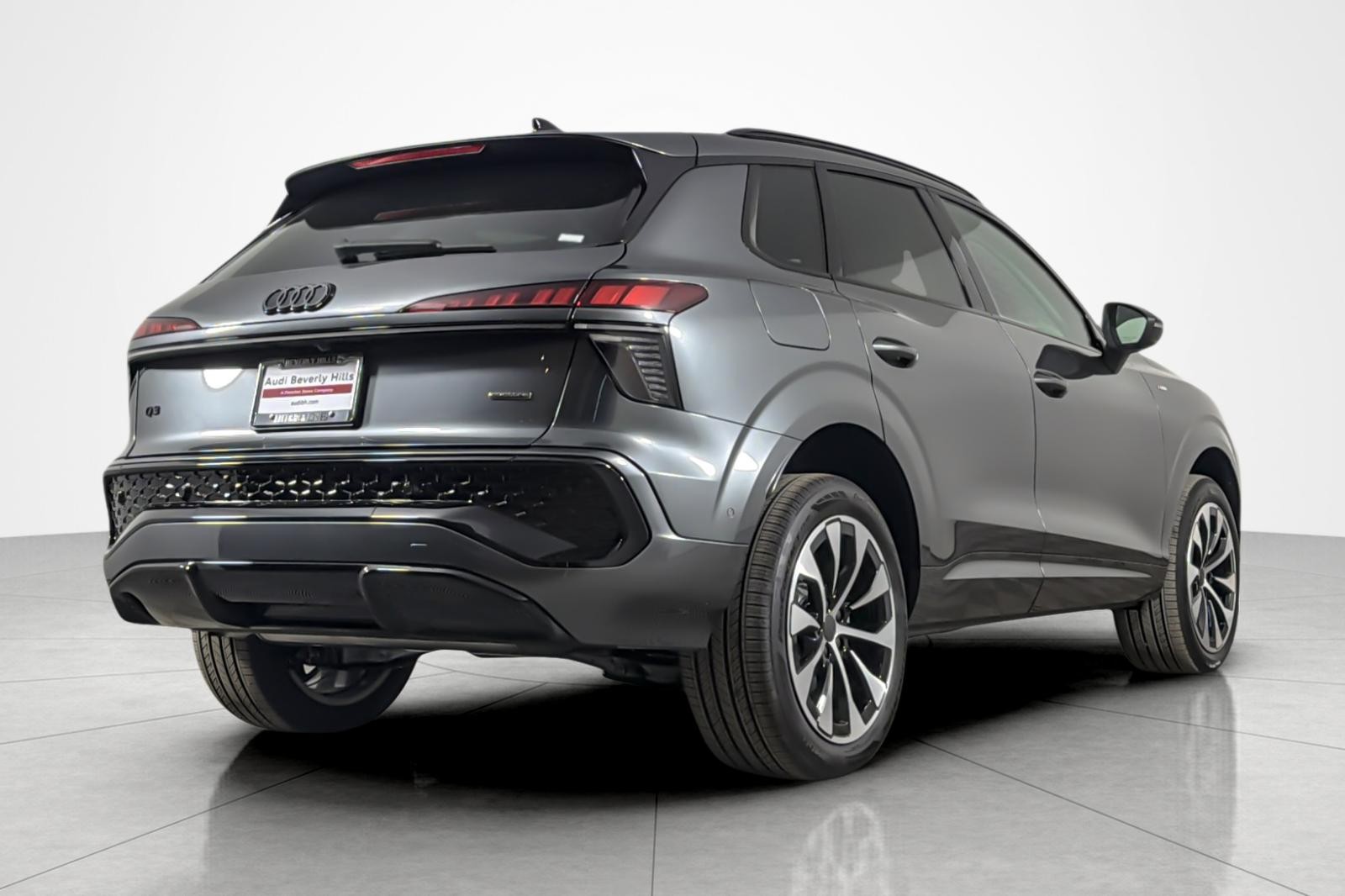 New 2026 Daytona Gray Pearl Effect Audi S line quattro image 6