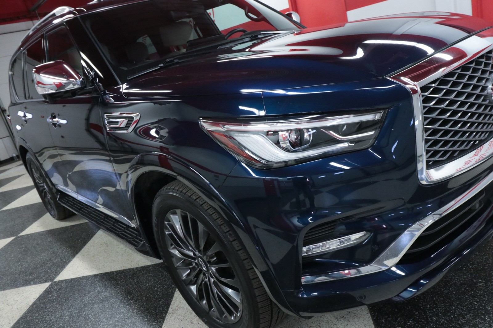 Used Car 2022 Infiniti Qx80  Sensory For Sale Under $50,000 In Austin, Texas