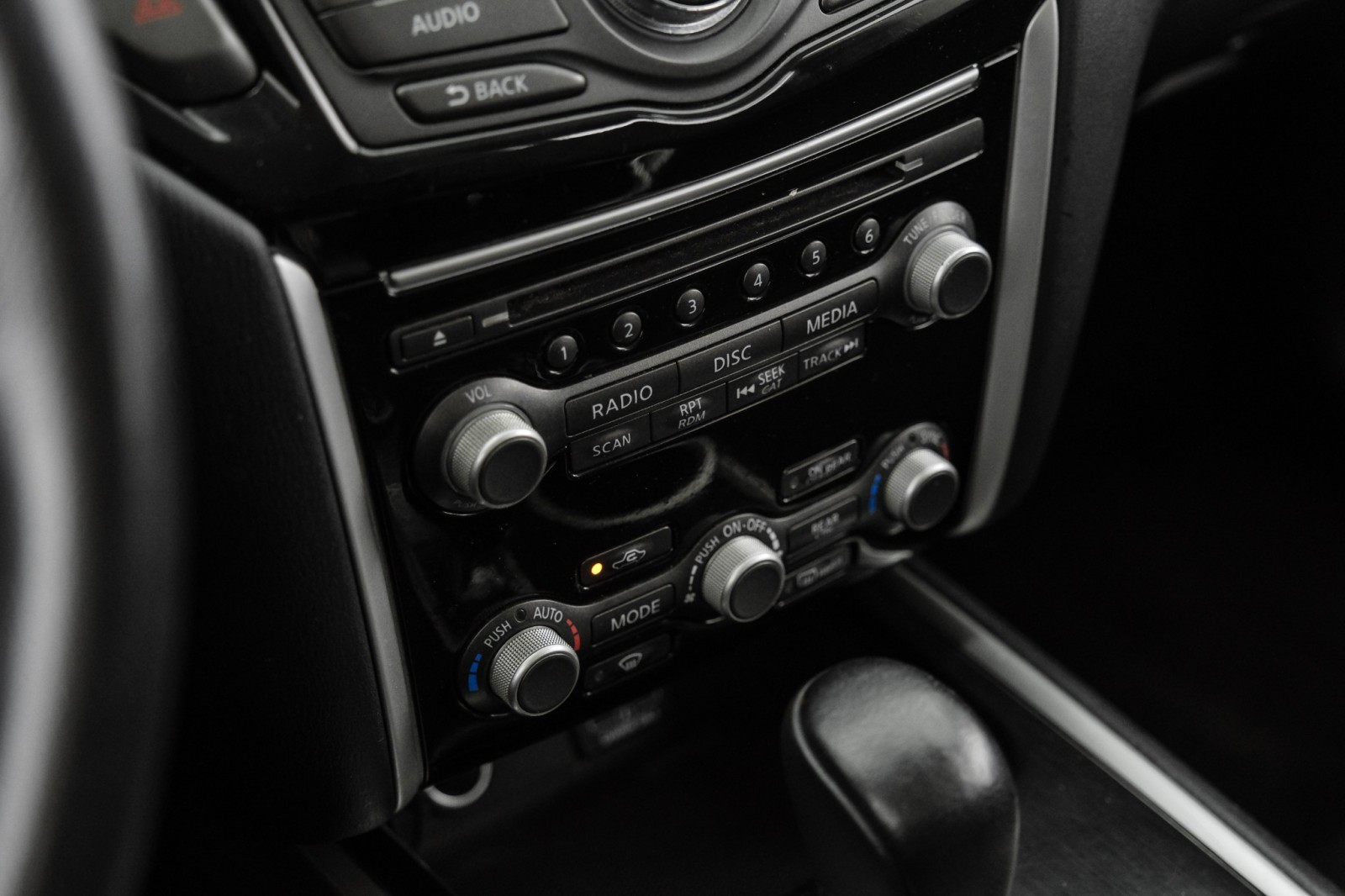 2019 Nissan Pathfinder SV 4WD BLIND SPOT ASSIST THIRD SEAT REAR CAMERA KE 21