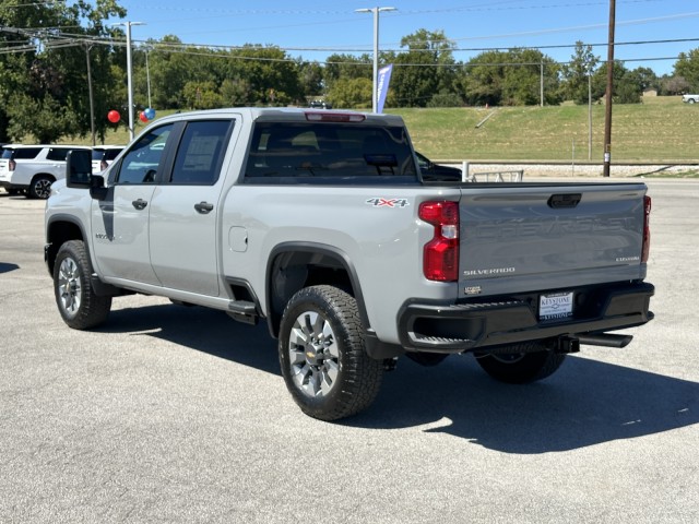 2025 Chevrolet Silverado 2500HD Custom 5