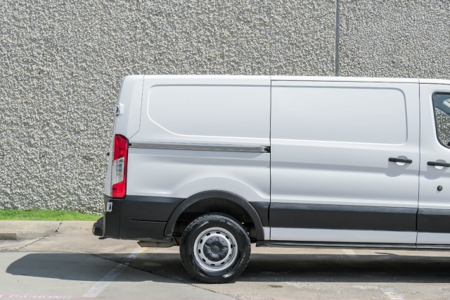 2019 Ford Transit Van  20