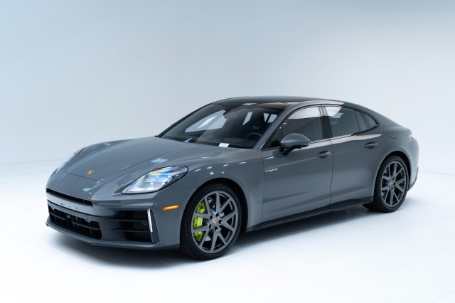 2025  Panamera 4 E-Hybrid in , 