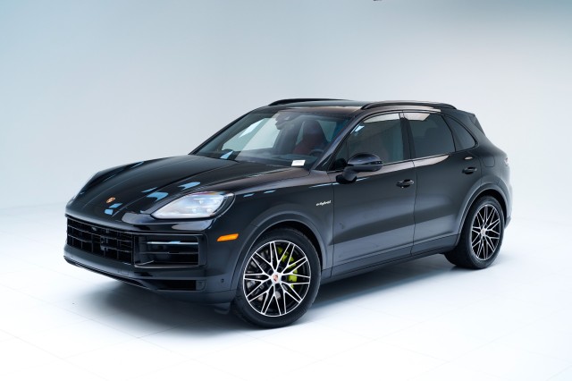 2026  Cayenne E-Hybrid in , 