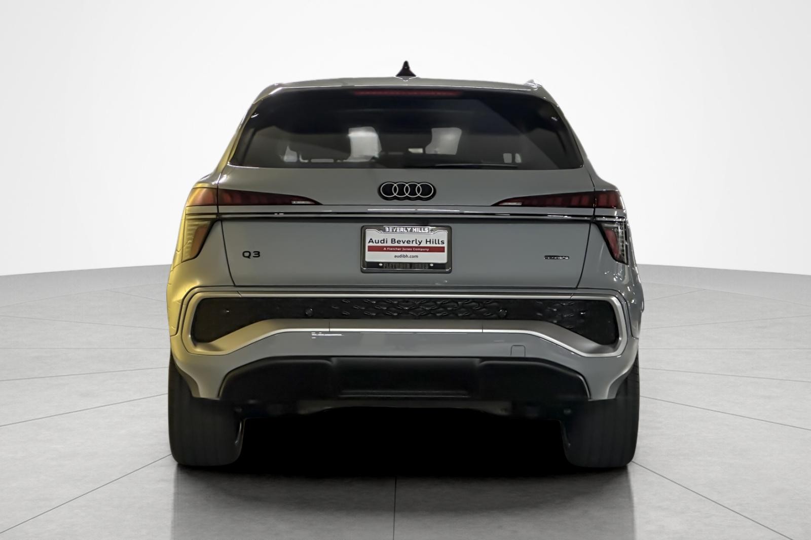 New 2026 Arrow Gray Pearl Effect Audi S line quattro image 5