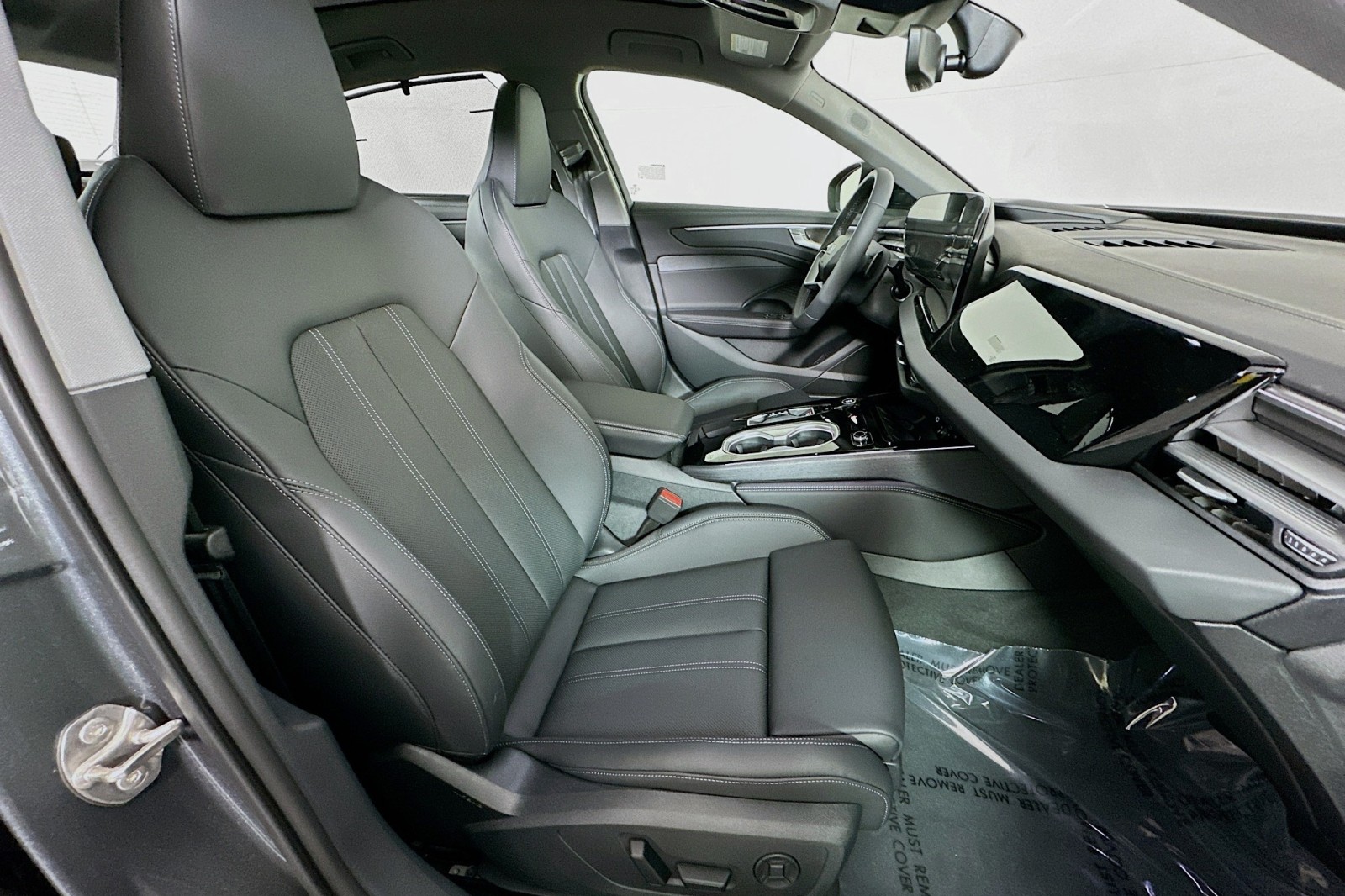 New 2026 Daytona Gray Pearl Effect Audi Premium Plus image 8