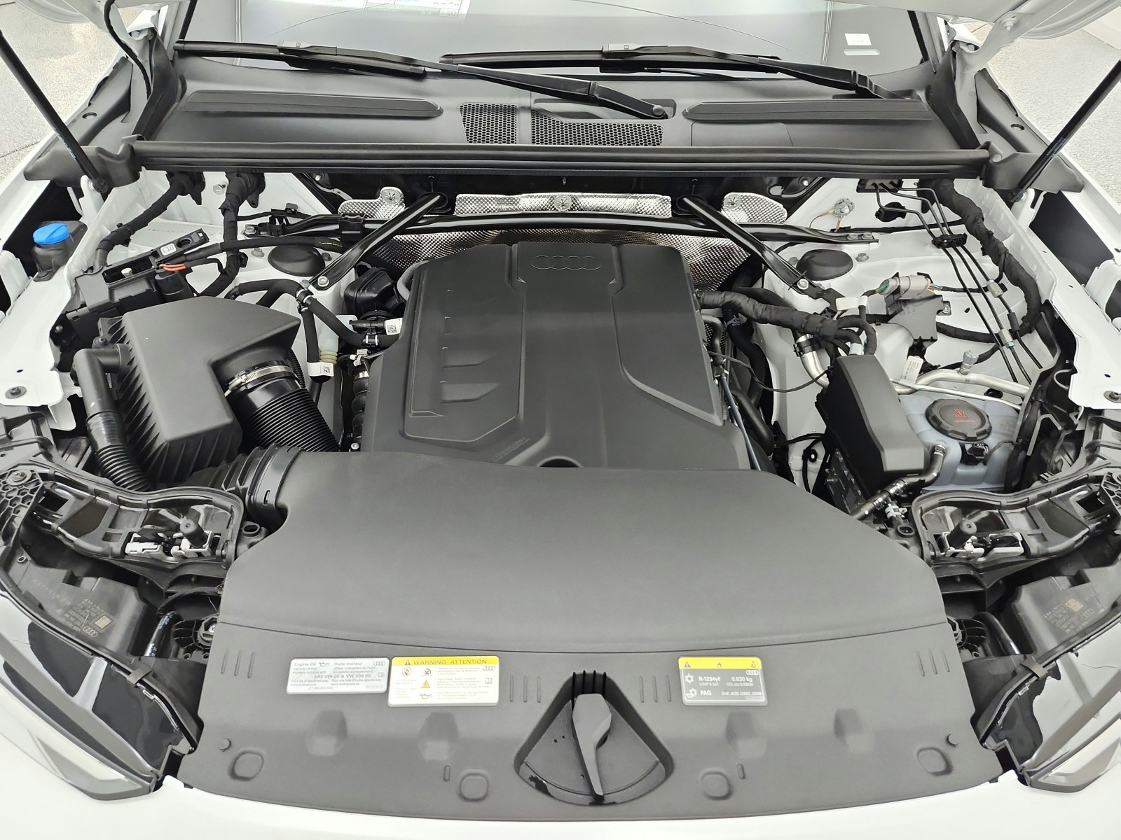 New 2026 Arkona White Audi Premium 2.0 TFSI quattro image 12