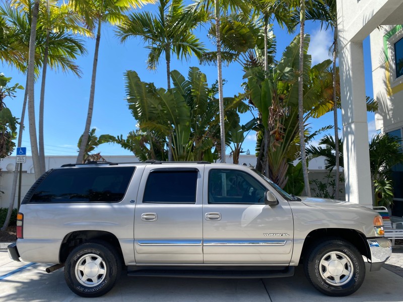 2004 GMC Yukon XL SLE 1 OWNER LEATHER SUNROOF in , 