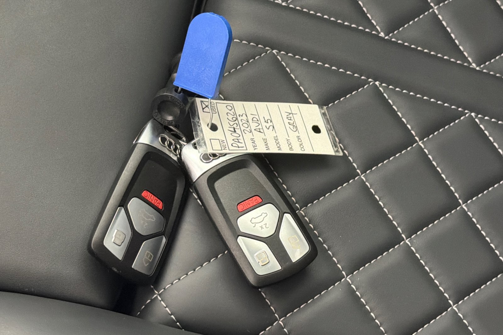 Used 2023 Daytona Gray Pearl Effect Audi Premium Plus 3.0 TFSI quattro image 24