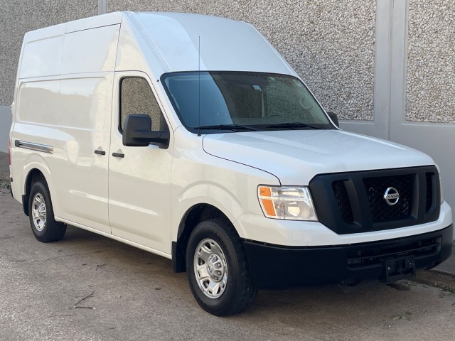 2020 Nissan NV Cargo SV 8