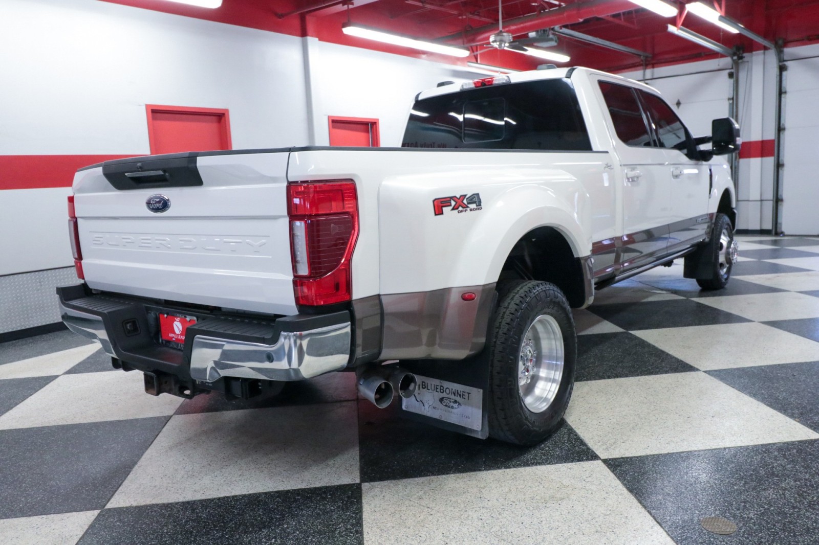 Used Car 2022 Ford Super Duty F-350 Drw  Lariat For Sale Under $70,000 In Austin, Texas
