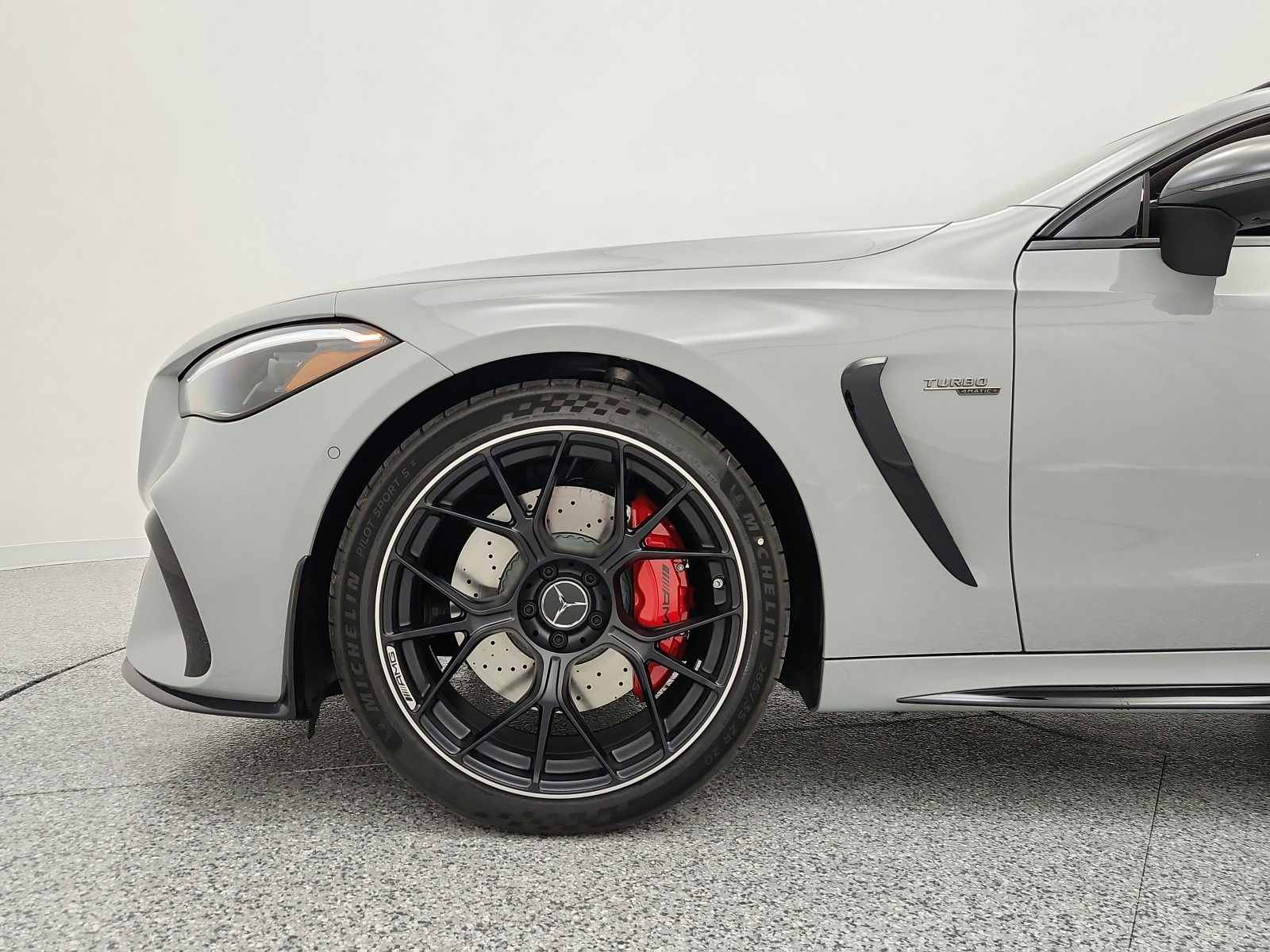 New 2026 MANUFAKTUR Alpine Grey Metallic Mercedes-Benz AMG® CLE 53 4MATIC+ Coupe image 11