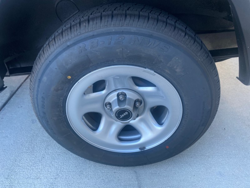 1996 Jeep Cherokee Sport FL LOW MILES 77,388 4WD 4.0 6 CYL in , 